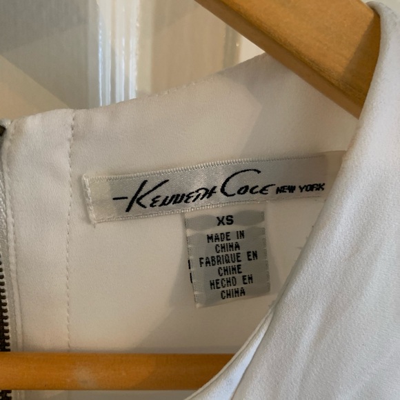 Kenneth Cole sleeveless blouse in white - Picture 3 of 5